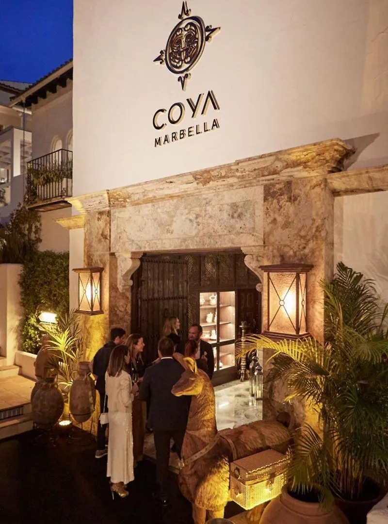 Luxury Penthouse With Sea Views In Marbella Golden Mile, Puente Romano Area