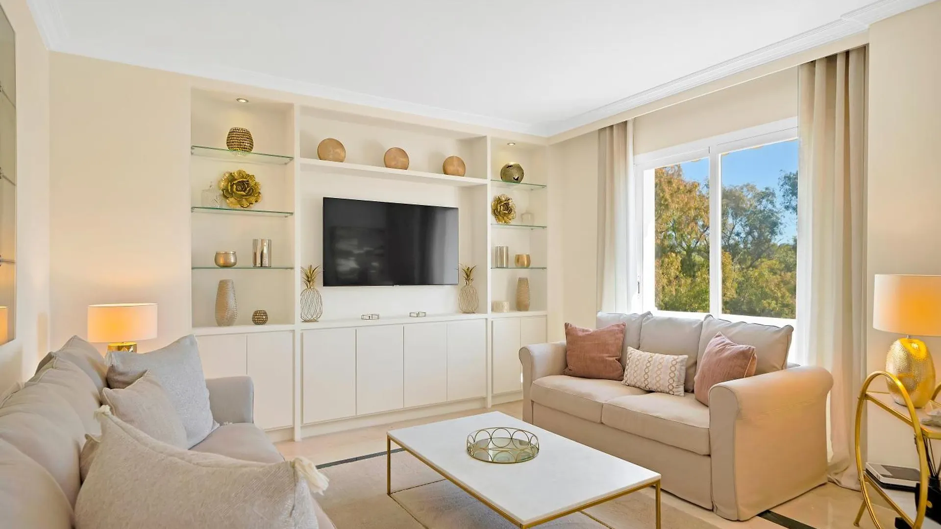 Luxury Penthouse With Sea Views In Marbella Golden Mile, Puente Romano Area Spain