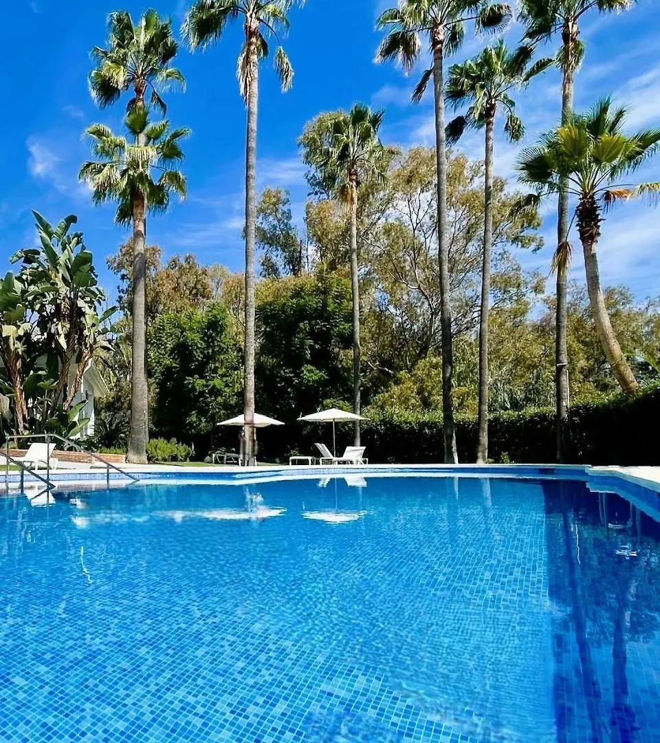 Luxury Penthouse With Sea Views In Marbella Golden Mile, Puente Romano Area