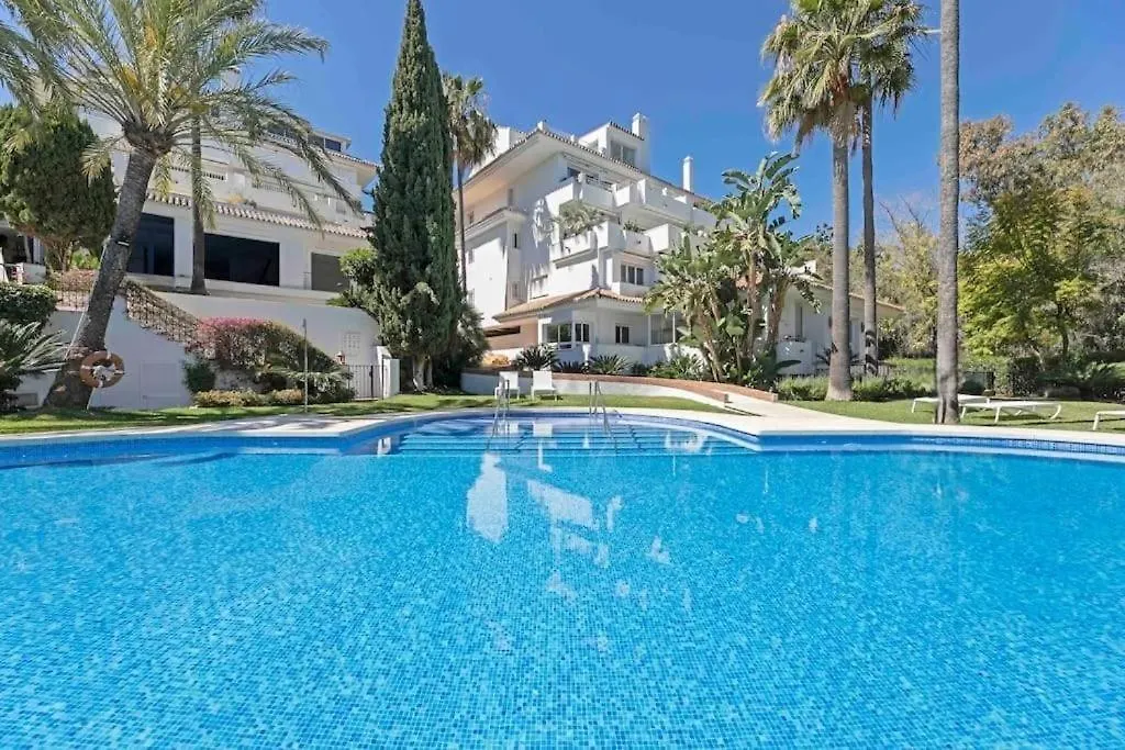 Luxury Penthouse With Sea Views In Marbella Golden Mile, Puente Romano Area إسبانيا